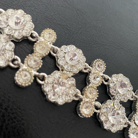 ADJUSTABLE COSTUME BRACELET 😍 - Picture 3 of 3